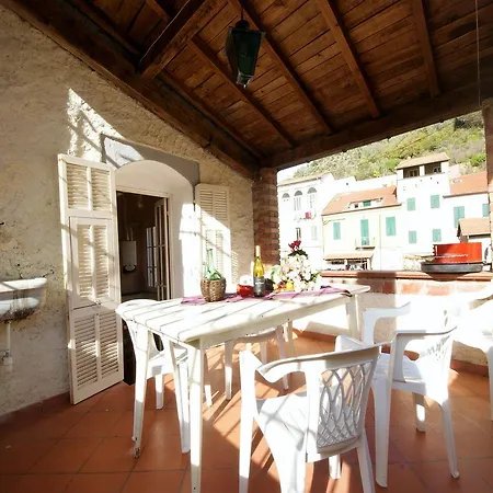 Casa Del Mulino 2 *
